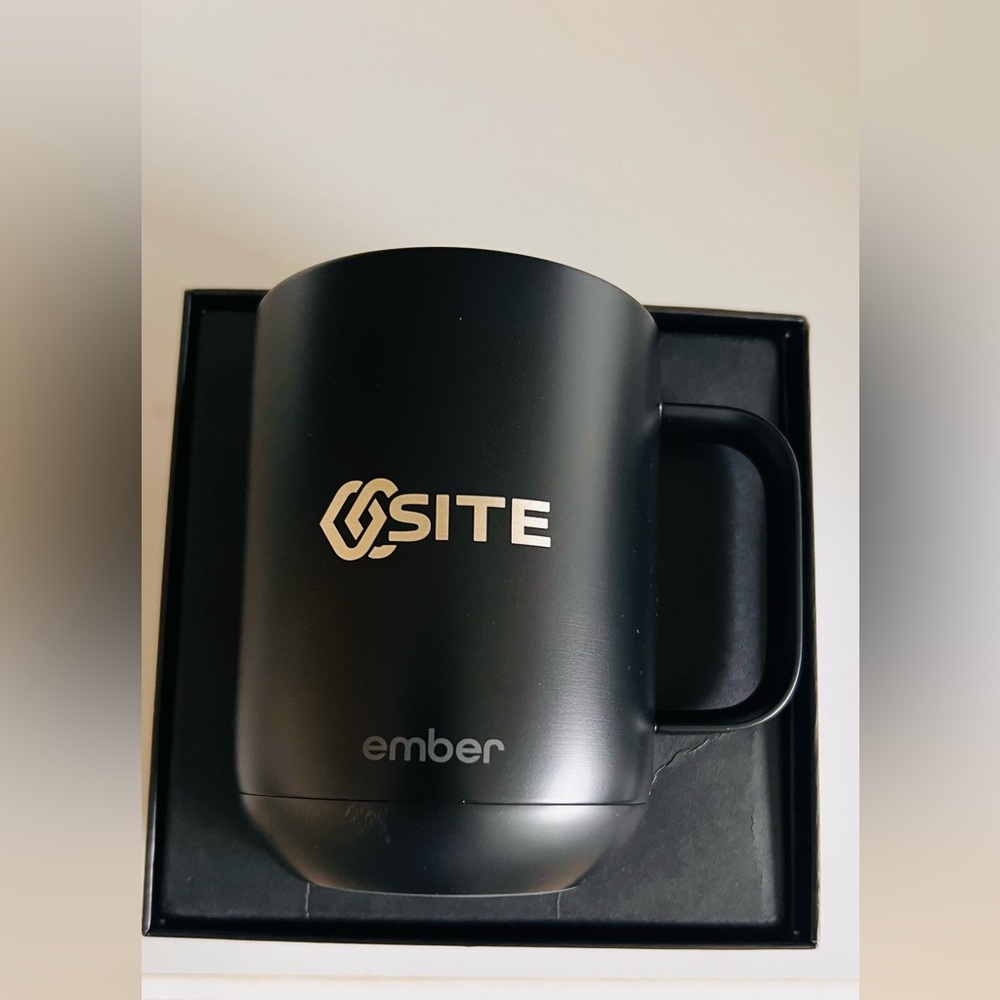 Ember Black Temperature Control Mug - Picture 5 of 5